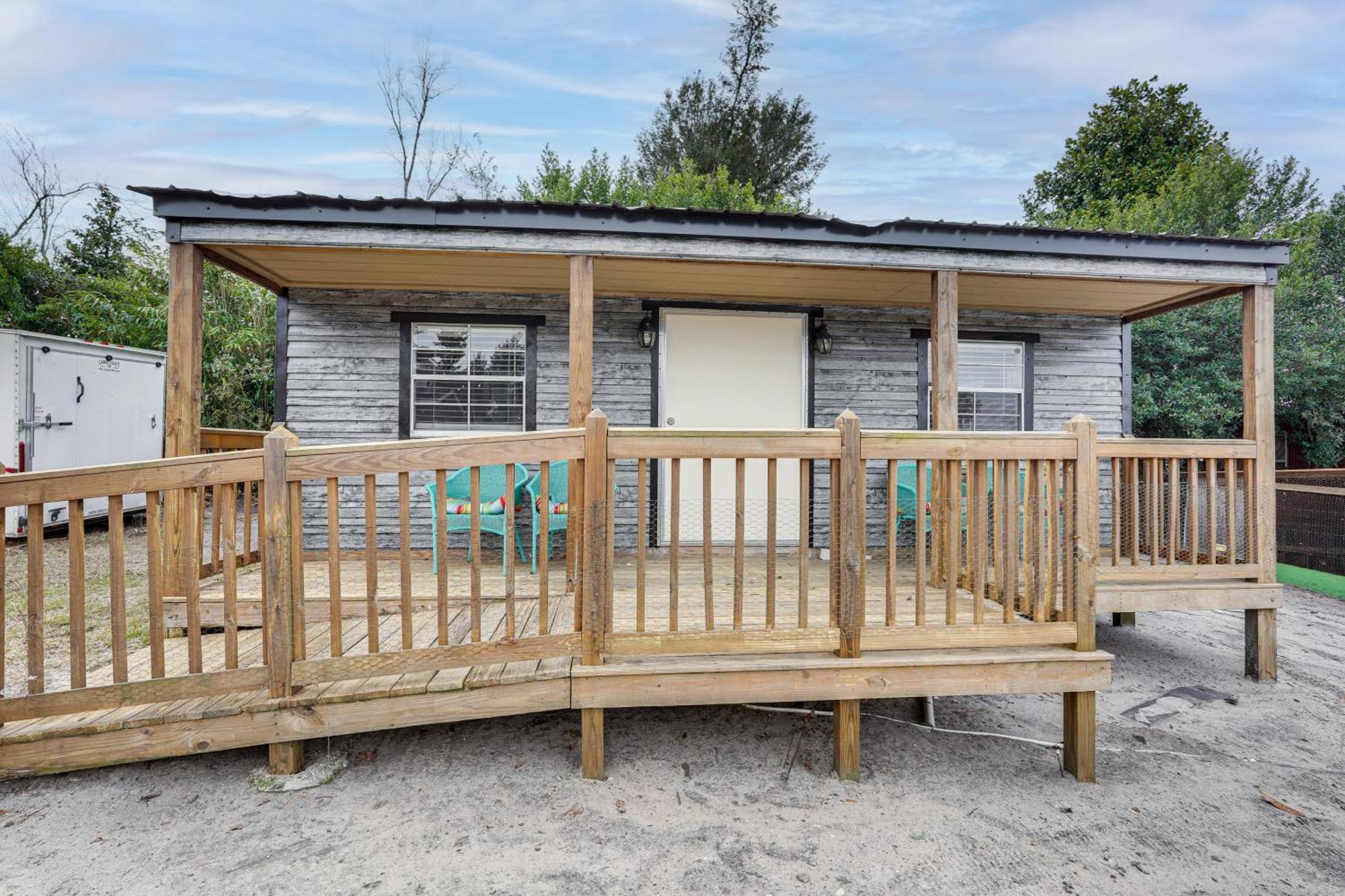 Lakefront Panama City Studio With Hot Tub Access 외부 사진